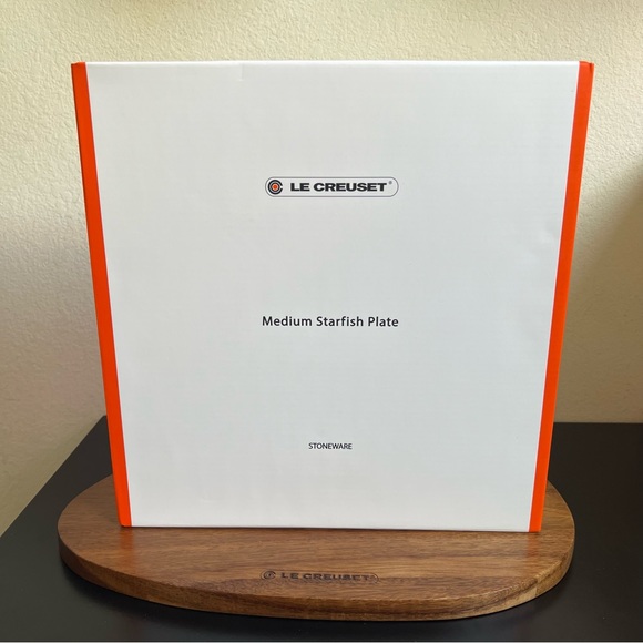 🧡NIB🧡LE CREUSET Medium Starfish Dish Shell Pink - Picture 8 of 8